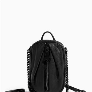 NWT BLACK TAMITHA PHONE CROSSBODY W/RFID 👜🖤